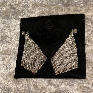 kuu fan earrings platinum/silver